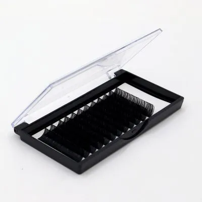 Easy Fanning Lashes - Image 3
